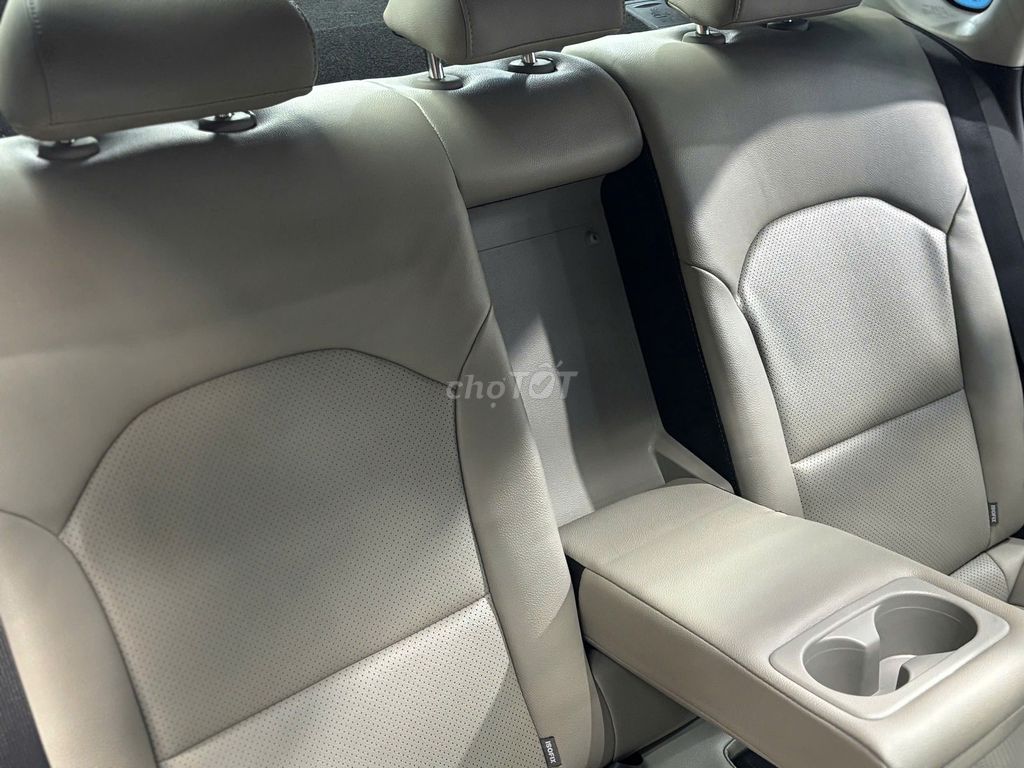 Kia Cerato 2019 1.6 AT Luxury - 20000 km. Mua bán Ô tô tại Huyện Hóc Môn Tp Hồ Chí Minh được đăng bởi Đạt hình 7