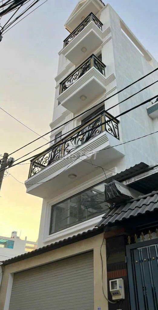 Nhà 5 tầng Phan Huy Ích, P12, q Gò Vấp, dt 49m2 (3,8mx14m). Hẻm xe tải