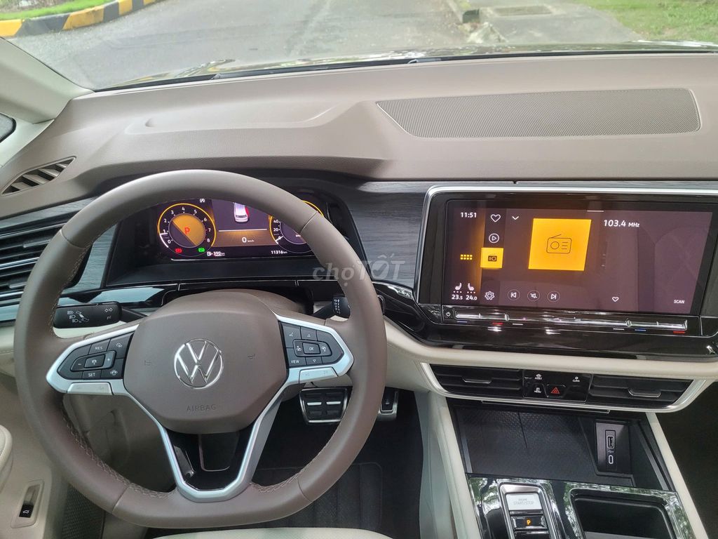 VOLKSWAGEN VILORAN LUXURY 2023. Mua bán Ô tô tại Thành phố Biên Hòa Đồng Nai được đăng bởi Bùi Công Sự hình 18