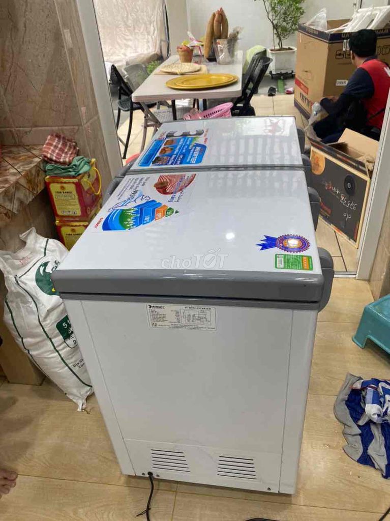 Tủ đông sanaky 280 inverter