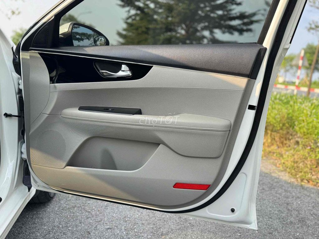 Kia Cerato 2021 1.6 AT LUXURY - 62000 km. Mua bán Ô tô tại Huyện Gia Lộc Hải Dương được đăng bởi Nhất Tín Ô Tô Hải Dương hình 8