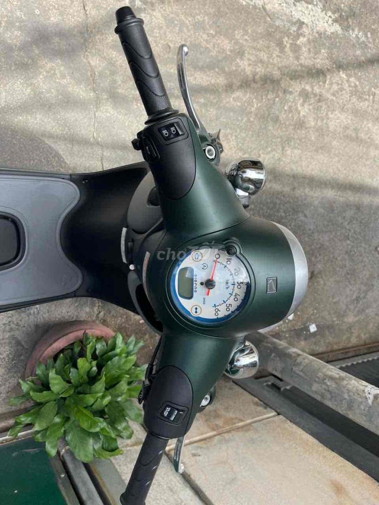 Honda Giorno Crea Scoopy Dunk 50cc. Mua bán Xe máy tại Quận Tân Phú Tp Hồ Chí Minh được đăng bởi Nhơn Nguyễn hình 4