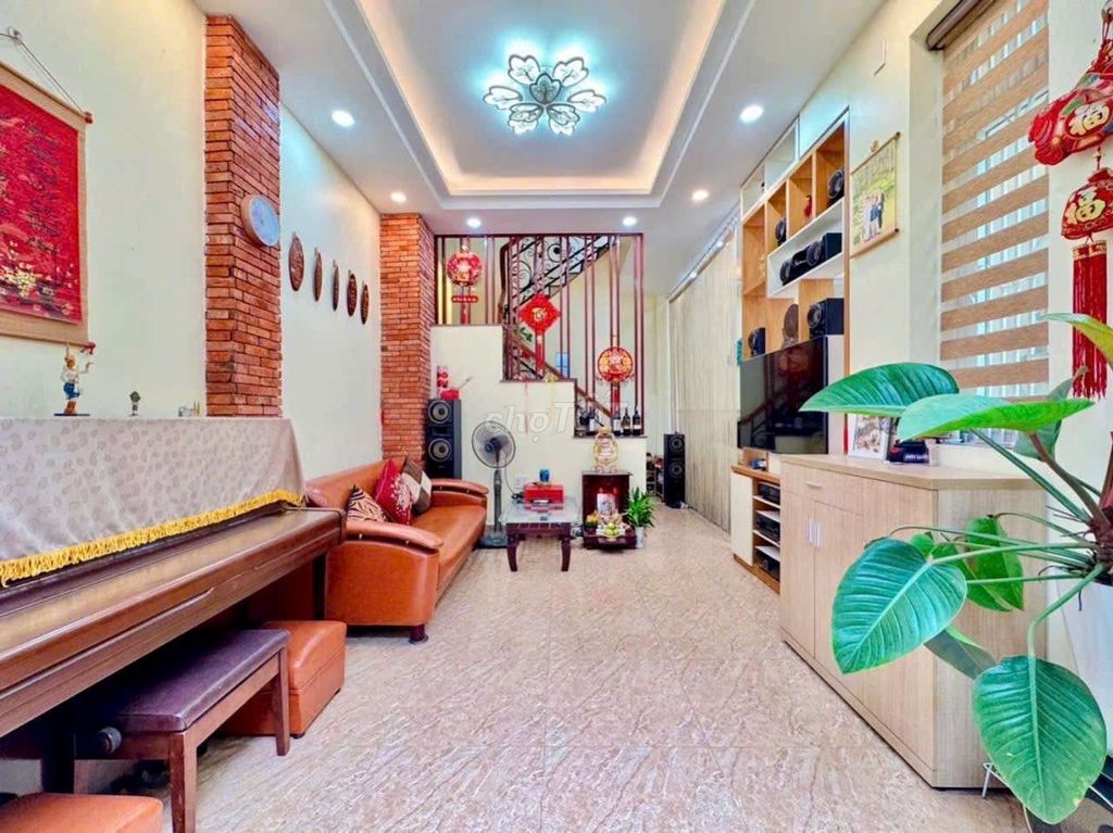 BIỆT THỰ MINI 4 TẦNG ĐÚC BTCT NGAY GÒ XOÀI LÊ VĂN QUỚI 