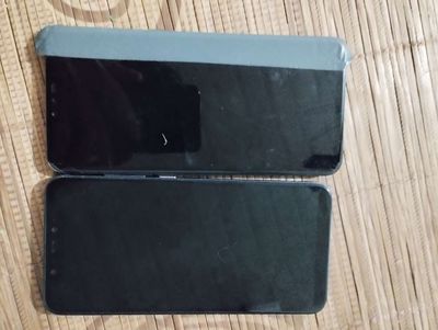 Xiaomi mi 8 , LG V50