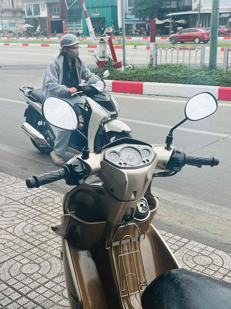 Yamaha Novo 4 2011 máy móc oke. Mua bán Xe máy tại Quận Gò Vấp Tp Hồ Chí Minh được đăng bởi Trần Hoàn hình 5