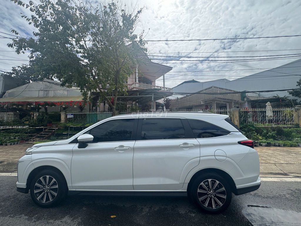 Toyota Veloz 2024 – 7 chỗ gia đình, siêu lướt. Mua bán Ô tô tại Thành phố Đà Lạt Lâm Đồng được đăng bởi Sỹ Thiên Kim Nguyễn hình 4