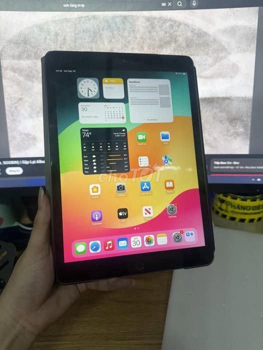 Apple iPad Gen 7 32GB 4G Đen. Mua bán Máy tính bảng tại Quận 1 Tp Hồ Chí Minh được đăng bởi Hội Đồ Điện Tử hình 1