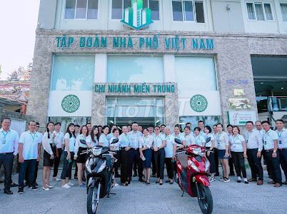 NHÀ PHỐ VIỆT NAM-TRỤ SỞ MIỀN TRUNG CẦN TUYỂN: NVKD. Việc làm Nhân viên kinh doanh tại Quận Sơn Trà Đà Nẵng được đăng bởi Phạm Nhật Thuý Hà hình 1
