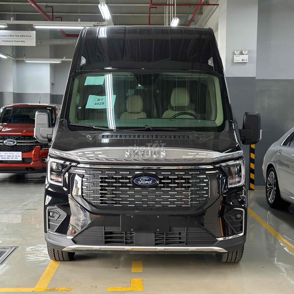 Ford Transit Limousine 10S mới 100% sẵn giao ngay. Mua bán Ô tô tại Quận 7 Tp Hồ Chí Minh được đăng bởi FORD chính hãng HCM  hình 10