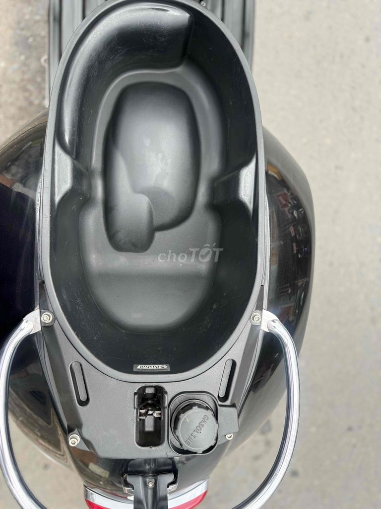 Vespa GTS ABS 2019 B65 GÓP CẦN CCCD ĐỦ 18tUỔI TRẢ. Mua bán Xe máy tại Quận Ninh Kiều Cần Thơ được đăng bởi XE MÁY HOÀNG YẾN hình 6