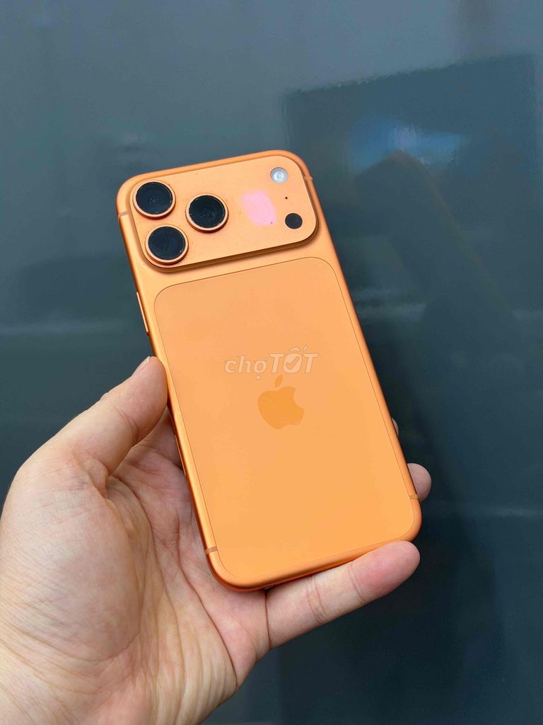 iPhone 17 Pro Max 256GB Cam VN Pin 95 BH 10/2026. Mua bán Điện thoại tại Quận Ninh Kiều Cần Thơ được đăng bởi Quý Mobile Cần thơ hình 1