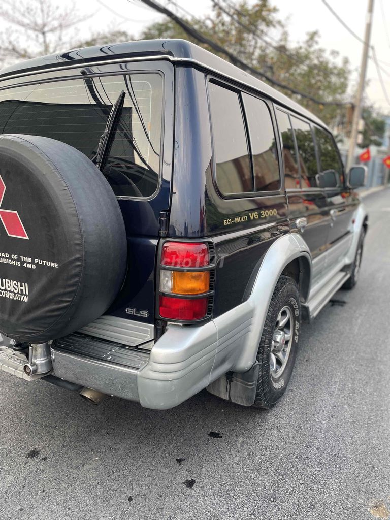 Mitsubishi Pajero 1997 - 200000 km