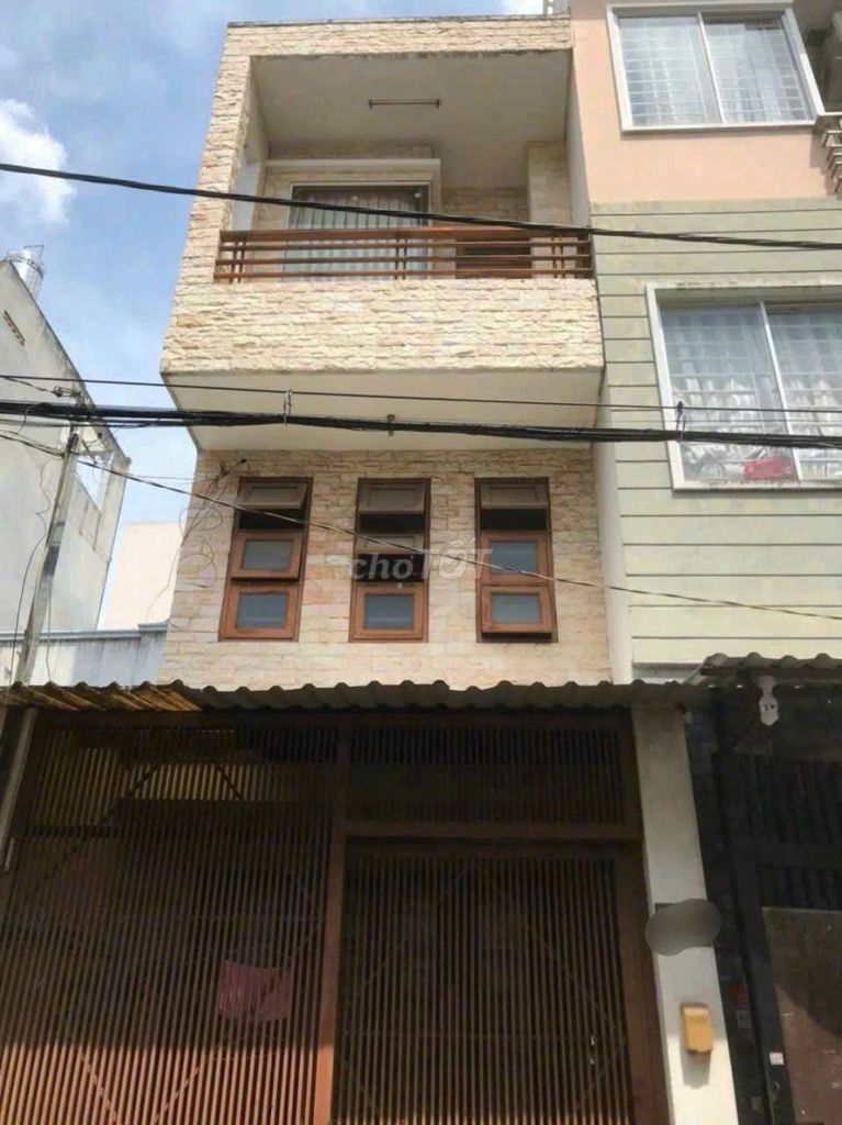 Bán nhà 1 lửng 1 lầu giáp Quận Tân Phú gần Chợ Bình Long