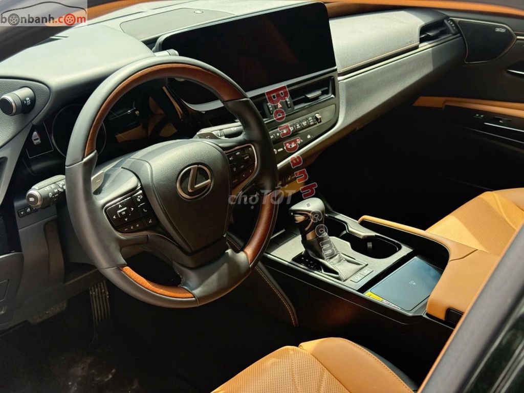 Lexus ES 300h 2023 - 2 Tỷ 950 Triệu. Mua bán Ô tô tại Quận Ba Đình Hà Nội được đăng bởi Nguyễn Khắc Hoàn hình 5