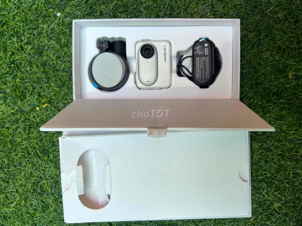 Insta GO3 64g (fullbox), như mới, tặng bộ đeo đầu