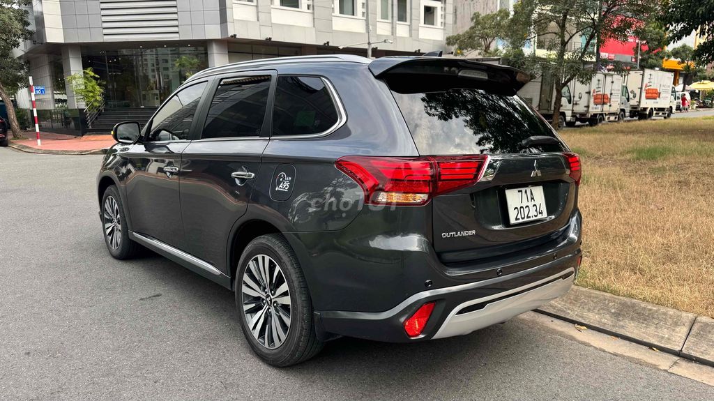 Mitsubishi Outlander 2024 Premium 2.0 CVT - 18000. Mua bán Ô tô tại Thị xã Cai Lậy Tiền Giang được đăng bởi TUÂN hình 4