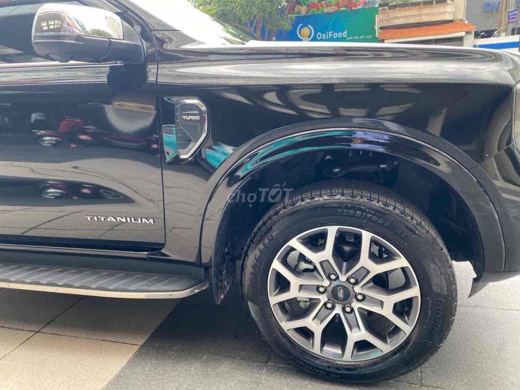 Ford Everest 2023 Titanium 2.0L 4x2 AT - 4500 km. Mua bán Ô tô tại Quận Tân Bình Tp Hồ Chí Minh được đăng bởi Sài Gòn Ford hình 7