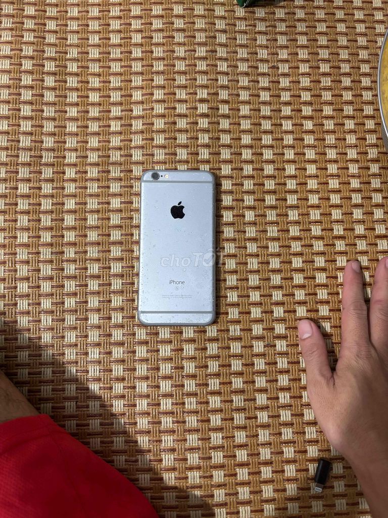 em bán iphone 6s 700000. Mua bán Điện thoại tại Huyện Thanh Trì Hà Nội được đăng bởi Nguyen Anh Duc hình 1