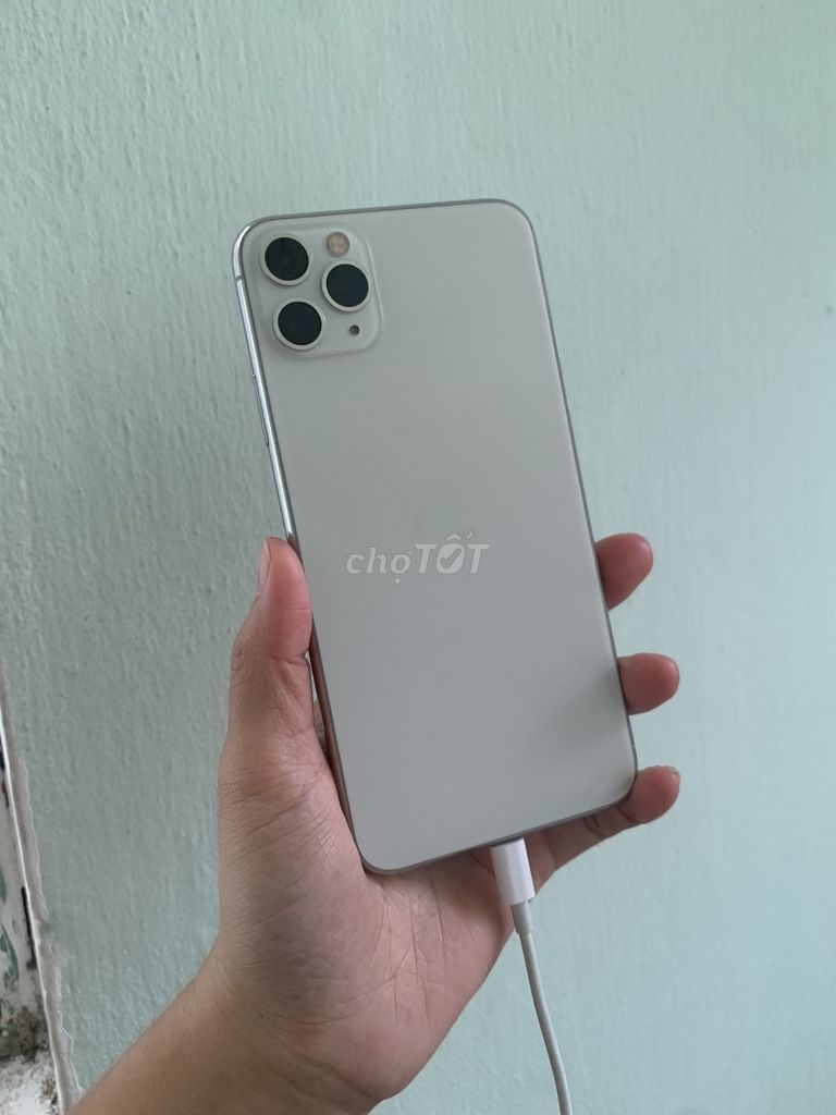 Iphone 11 ProMax trắng QT 256G nguyên zin, mới 99%