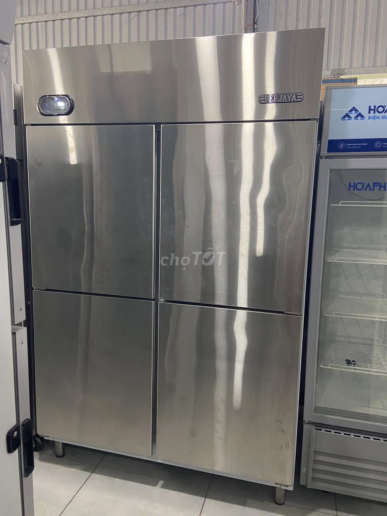 Thanh lý tủ mát inox 4 cánh berjaya new 95%