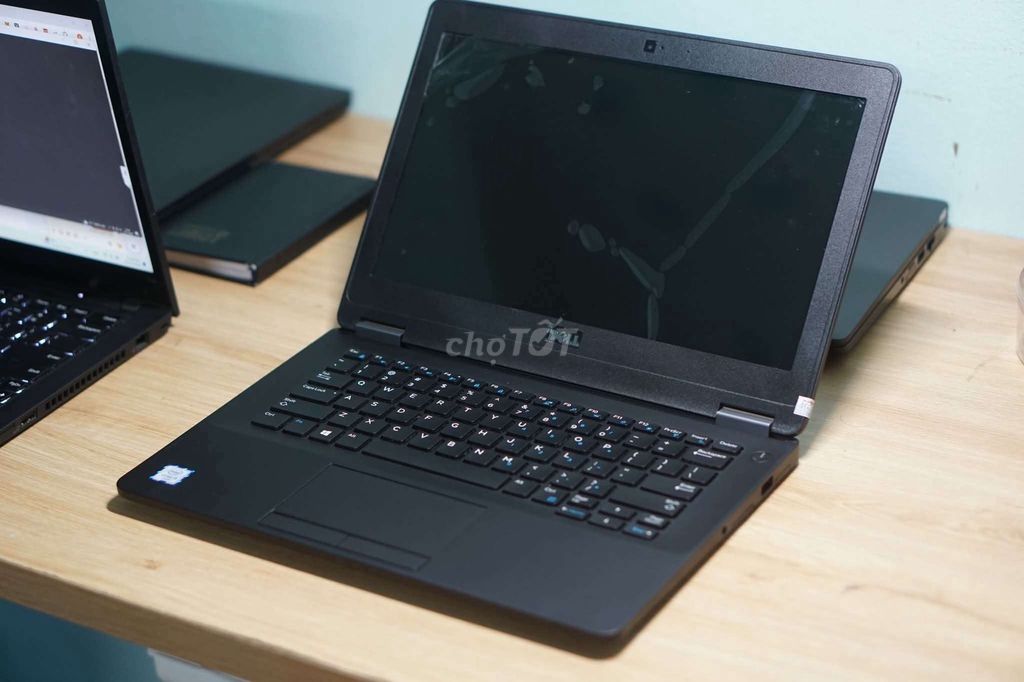 Dell Latitude 7270 i5-6200U 12.5 inch 8GB/256GB. Mua bán Laptop tại Quận Ninh Kiều Cần Thơ được đăng bởi HK  Cần Thơ hình 1