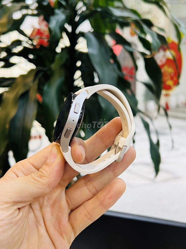 Samsung Watch 6 Trắng 40mm. Mua bán Thiết bị đeo thông minh tại Quận Đống Đa Hà Nội được đăng bởi Thế Hoàng hình 1