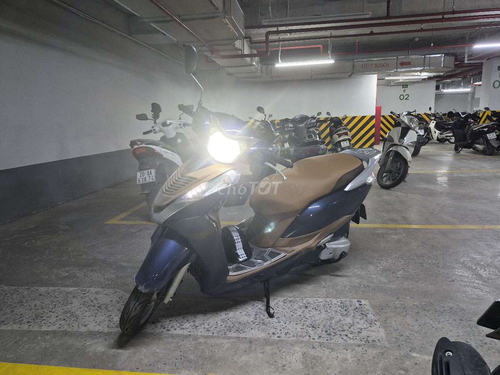Honda Lead 125 2018 синий, коричневый