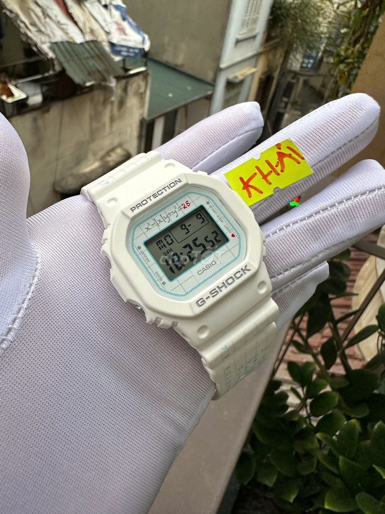 Casio G-shock DW-5600LJ-7 (LOV-21B-7)