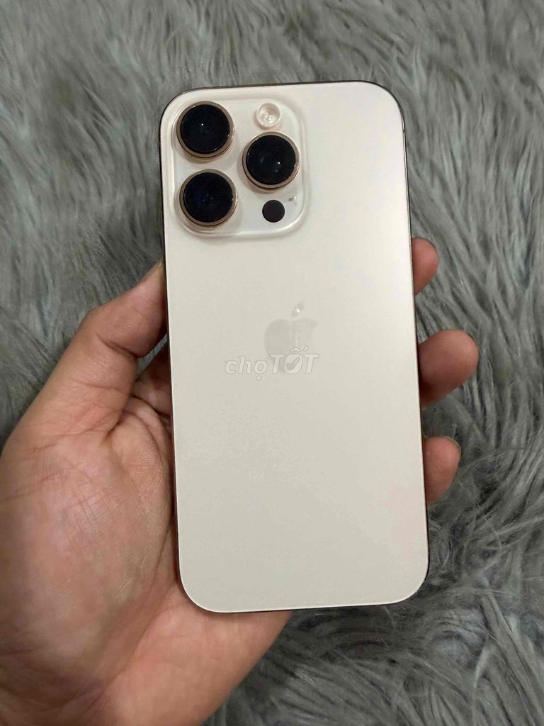 Apple iPhone 16 Pro 128GB Vàng Đã dùng. Mua bán Điện thoại tại Thành phố Thủ Đức Tp Hồ Chí Minh được đăng bởi NT hình 1