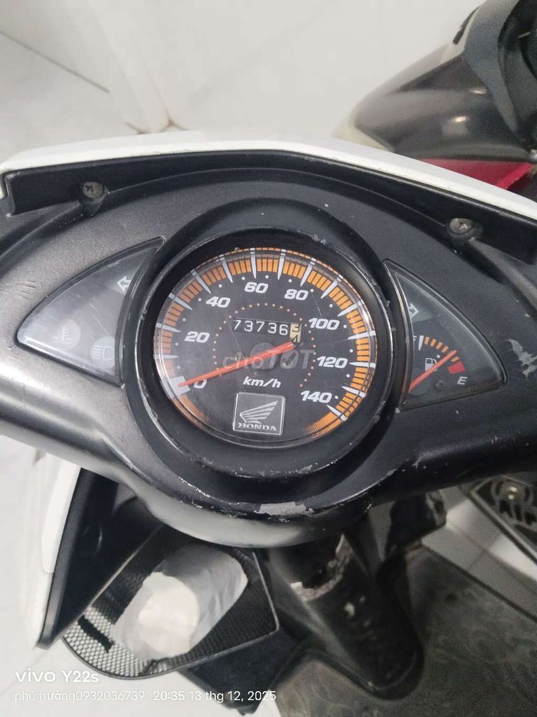 Honda Click 2010 Trắng 73736 km. Mua bán Xe máy tại Huyện Bình Chánh Tp Hồ Chí Minh được đăng bởi Truong Phú hình 4