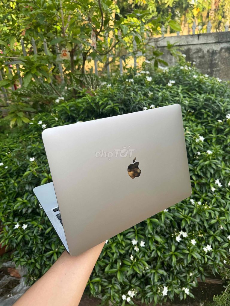 Apple Macbook Pro M1 8GB/256GB Xám. Mua bán Laptop tại Thành phố Buôn Ma Thuột Đắk Lắk được đăng bởi hoàng hình 1