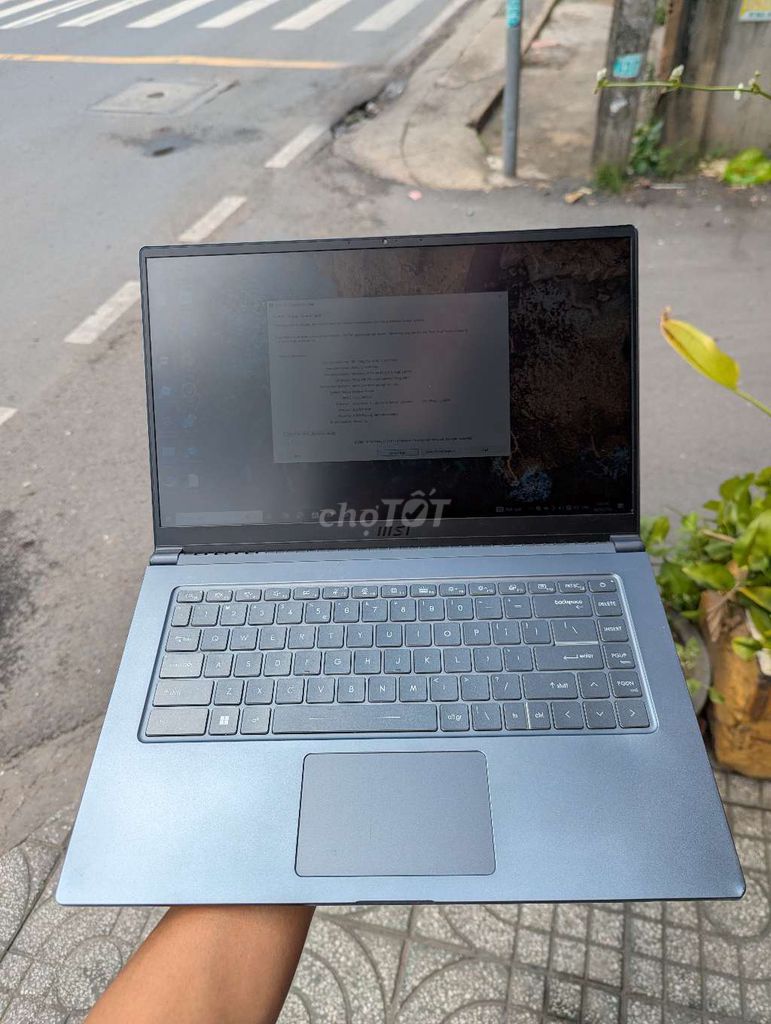 MSI Modern 15 A5M R7 5700U 8GB/512GB Xám. Mua bán Laptop tại Thành phố Thủ Đức Tp Hồ Chí Minh được đăng bởi Công ty TNHH Dịch Vụ Ngọc Gia Bảo Computer hình 1