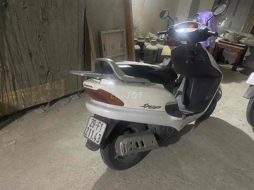 Xe máy Spacy 125 Nhật màu trắng. Mua bán Xe máy tại Quận Tây Hồ Hà Nội được đăng bởi Anh Tuấn Audio Japan hình 11