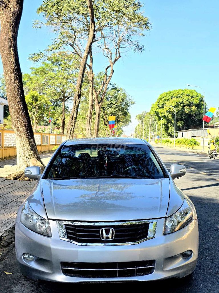 HONDA ACCORD 2009 ĐÀI LOAN 2.0 DKLD 2010. Mua bán Ô tô tại Huyện Hòa Thành Tây Ninh được đăng bởi Neverdier hình 2