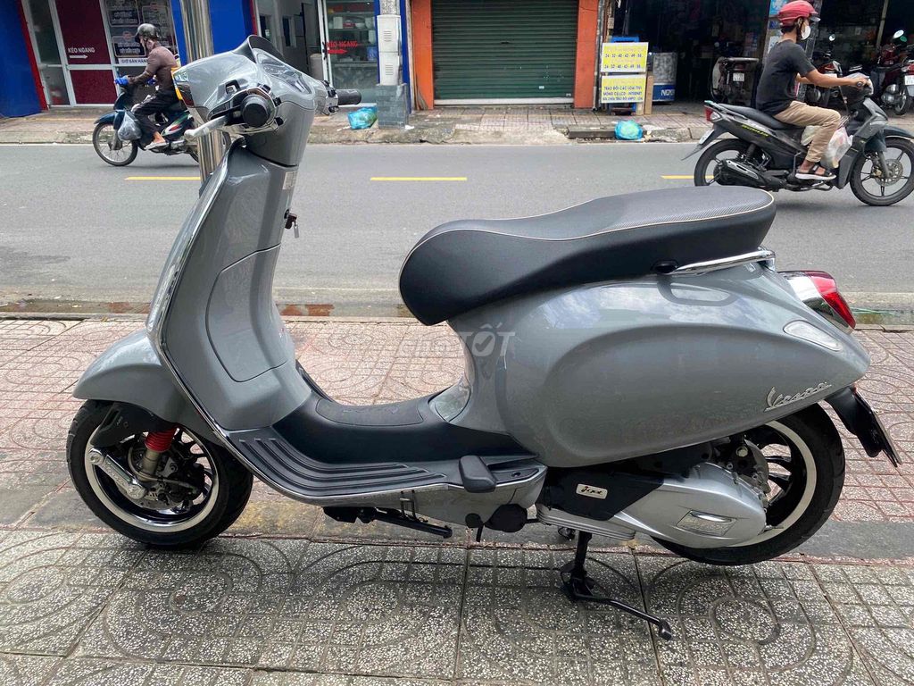 Vespa 2022 б/у с поддержкой рассрочки от магазина