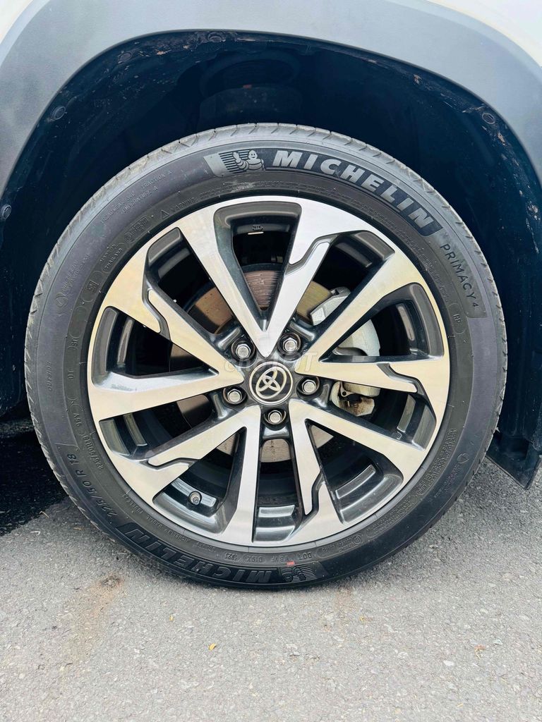 Toyota Corolla Cross V 2021 (Siêu Mới). Mua bán Ô tô tại Quận Ninh Kiều Cần Thơ được đăng bởi Lê Minh Trí hình 19