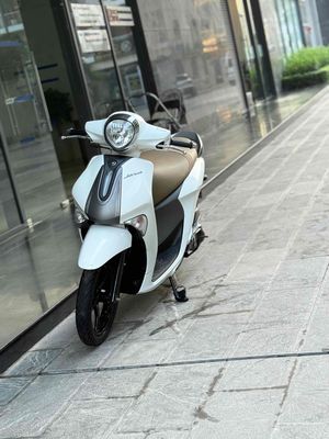 Yamaha Janus Smartkey Limited 2023 Trắng. Mua bán Xe máy tại Quận Ba Đình Hà Nội được đăng bởi Xe Máy Nam Thi