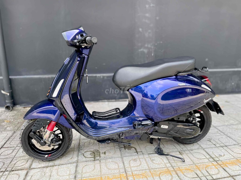 Piaggio Sprint 150 ABS 2020 Сине-фиолетовый красивый автомобиль
