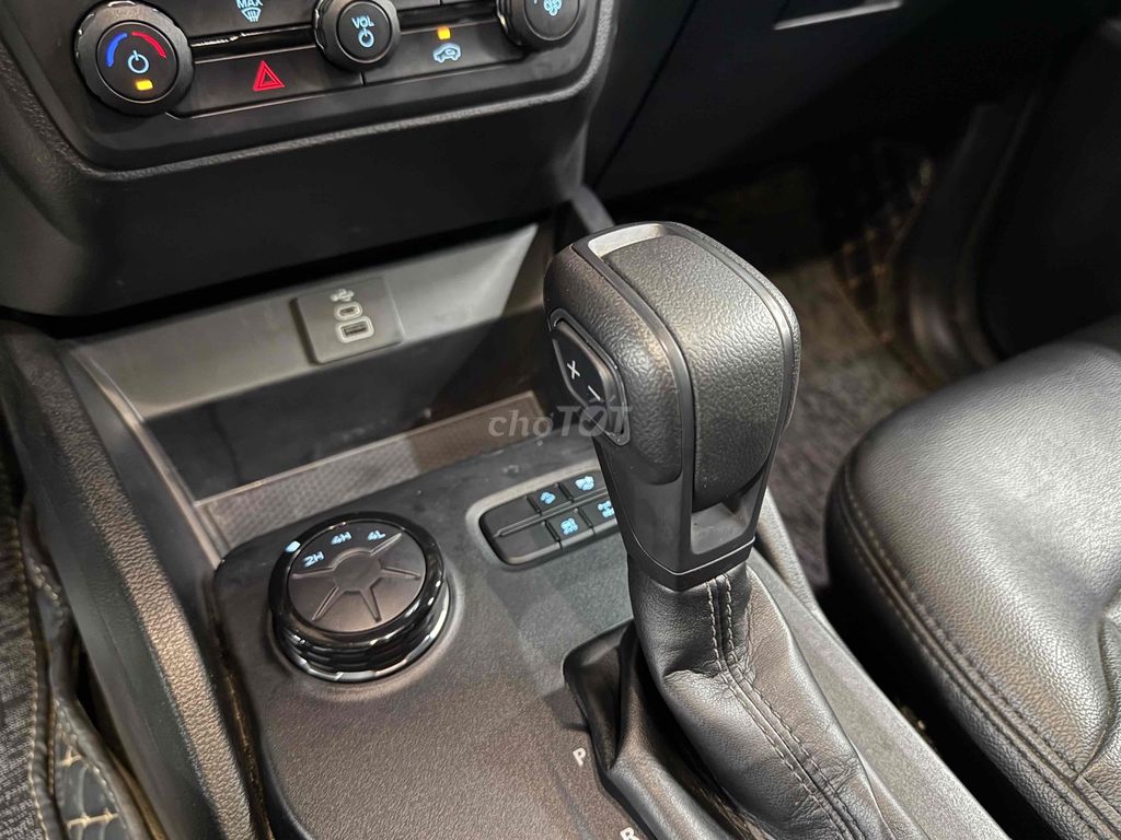 Ranger XLS 2 Cầu Xe Lướt Lên Đủ Đồ Xe Bán Tại Ford. Mua bán Ô tô tại Quận Tân Bình Tp Hồ Chí Minh được đăng bởi FORD PHỔ QUANG XE CŨ hình 10