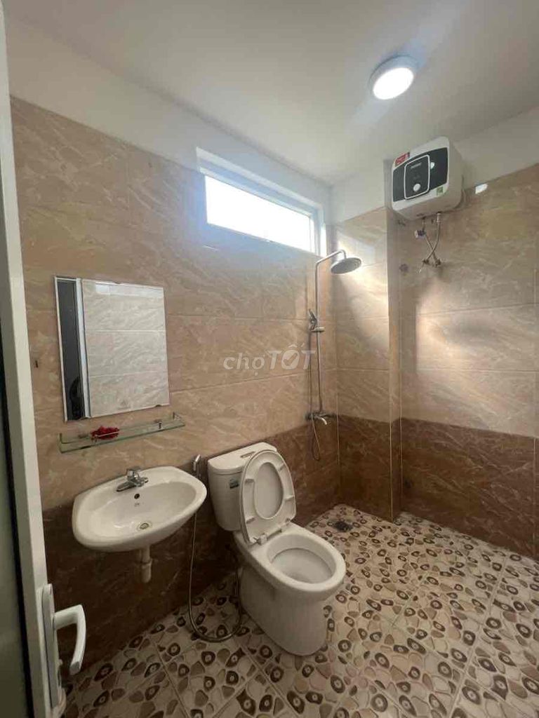 LÔ GÓC 2 THOÁNG - BÁN NHÀ MỸ ĐÌNH - 35M2 - GIÁ 6.55 TỶ. Mua bán nhà ở tại Quận Nam Từ Liêm Hà Nội được đăng bởi Vũ Huyền Trang hình 5