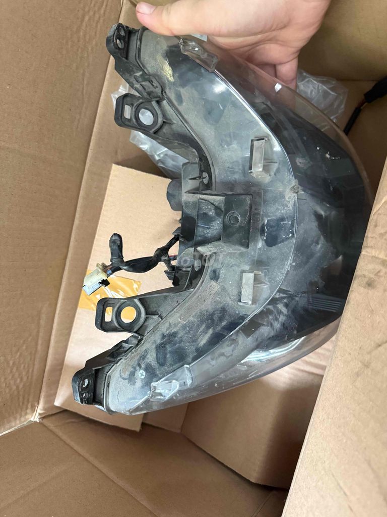 Bi cầu Xled2.0 đã qua sử dụng. Mua bán Phụ tùng xe tại Quận Đống Đa Hà Nội được đăng bởi Tuấn Kiệt Đỗ hình 1