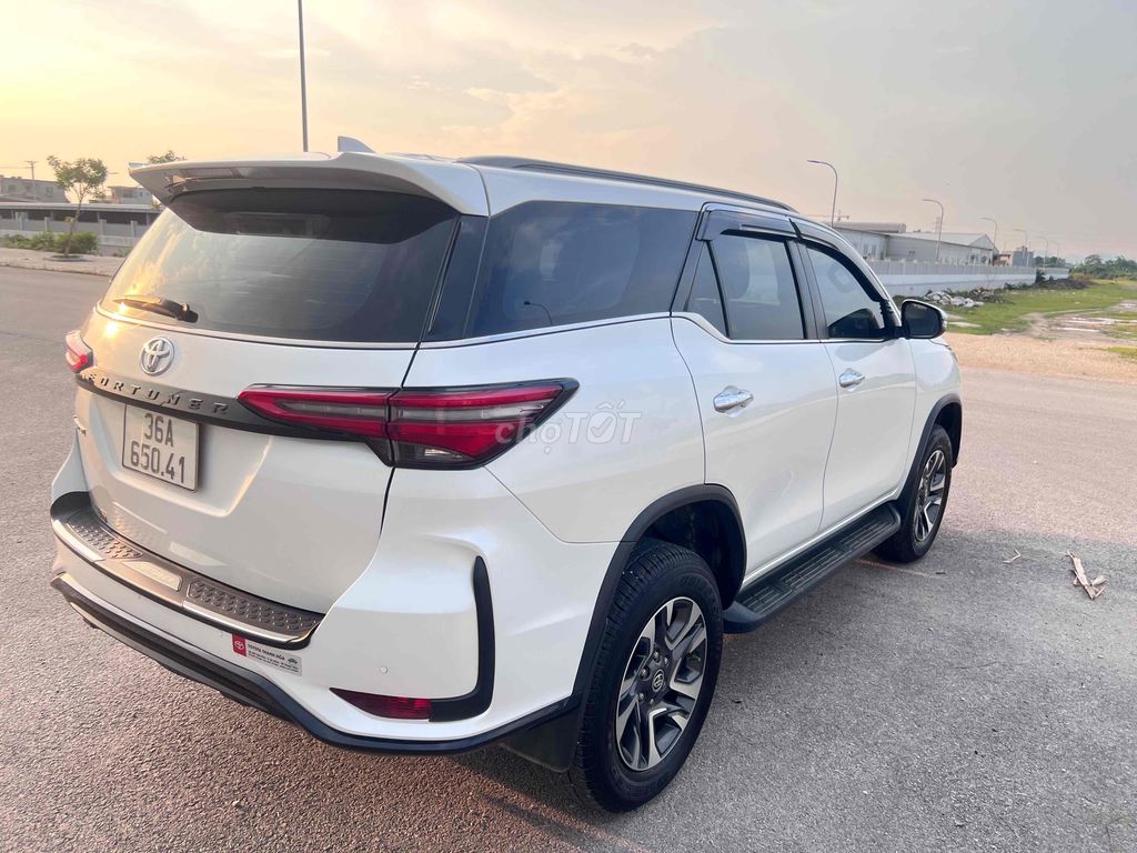 Toyota Fortuner 2021 2.4G Legende ODD chuẩn 5v km. Mua bán Ô tô tại Huyện Hà Trung Thanh Hóa được đăng bởi Nguyễn đức Tuân hình 9
