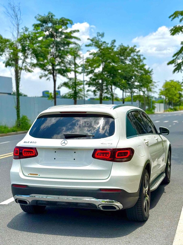 Mercedes Benz GLC 2020 200 4Matic - 60000 km. Mua bán Ô tô tại Quận Hoàng Mai Hà Nội được đăng bởi Phạm Mạnh Đức  hình 3