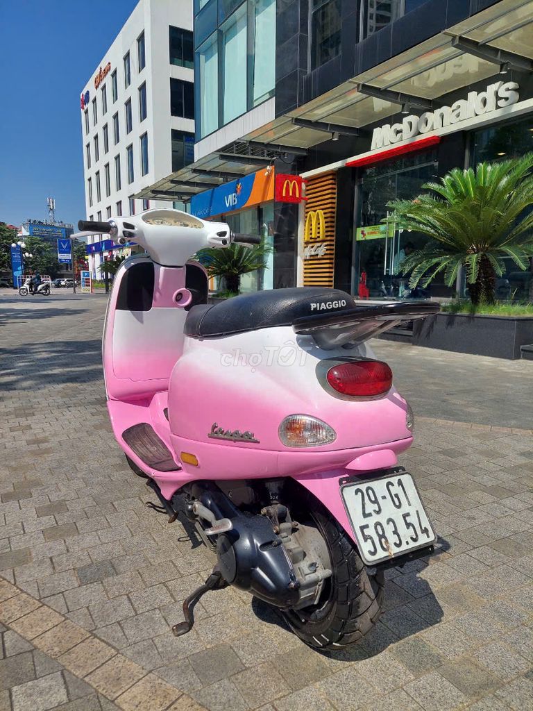 Bán xe Piagio LX 125cc mầu trắng chính chủ còn mới. Mua bán Xe máy tại Quận Hoàng Mai Hà Nội được đăng bởi Nguyễn Thu Lan hình 6