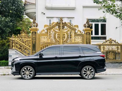 Toyota Veloz Cross Top 2023 Đen 10000 km
