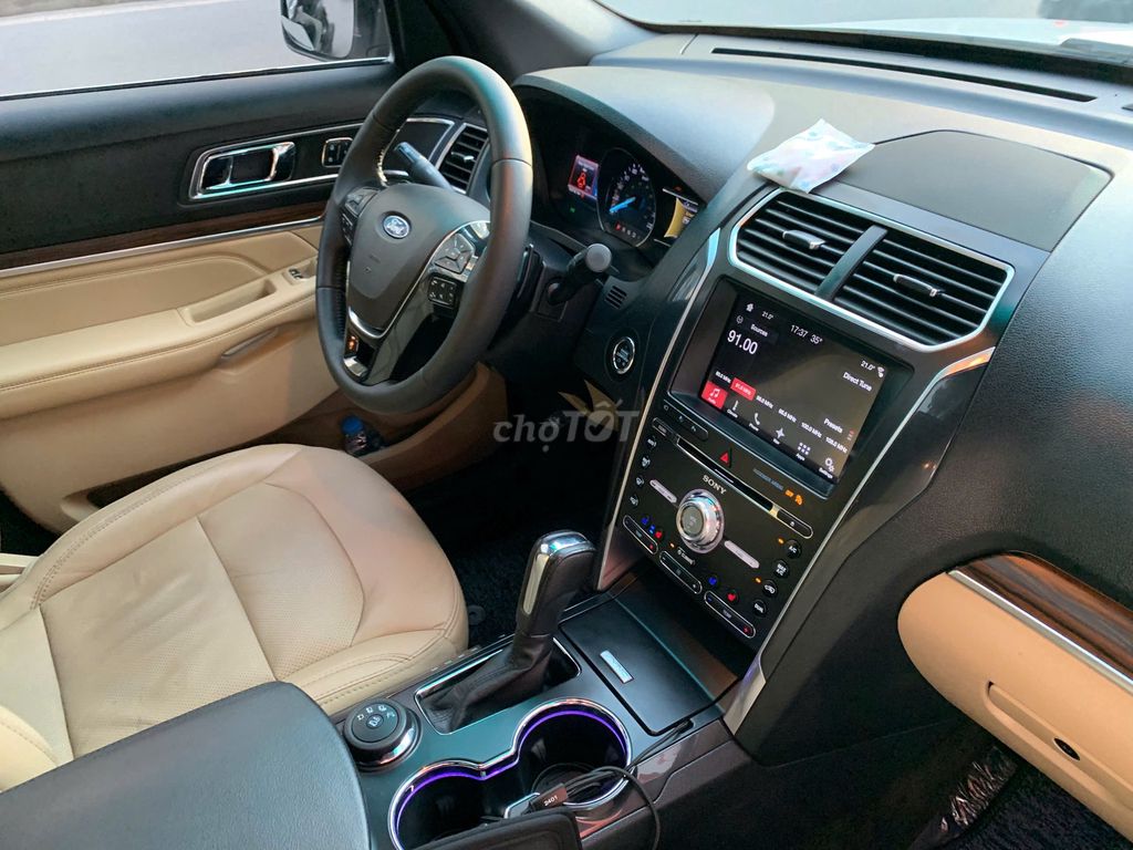 Ford Explorer Limited 2.3L EcoBoost 2017 đk 2018. Mua bán Ô tô tại Quận Long Biên Hà Nội được đăng bởi AUTO TÂN HƯNG THỊNH hình 13
