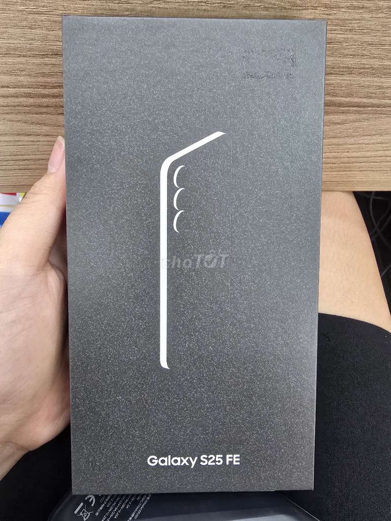 Samsung Galaxy S25 FE 128GB Trắng Mới. Mua bán Điện thoại tại Quận 8 Tp Hồ Chí Minh được đăng bởi Ngọc Lê hình 1