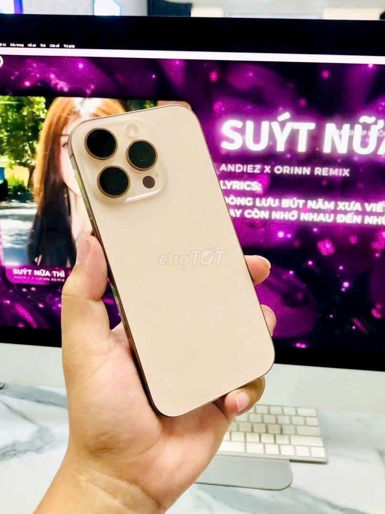Apple iPhone 16 Pro Vàng Đã sử dụng. Mua bán Điện thoại tại Quận Hồng Bàng Hải Phòng được đăng bởi Bích hình 1