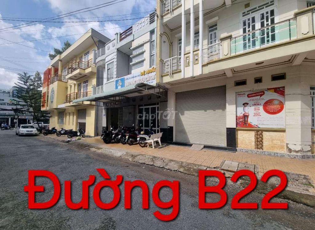 NHÀ 2 LẦU ĐÚC - VỊ TRÍ ĐẸP - ĐẦU ĐƯỜNG B22, KDC 91B