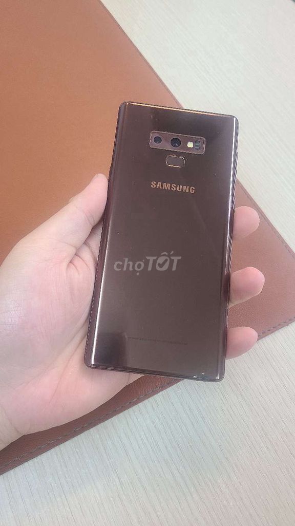 Kẹt tiền bán samsung Note 9 6l128 máy zin full ok+